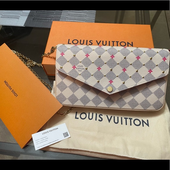 Louis Vuitton Limited Edition “Spring in the City” Felicie Pochette - Picture 1 of 16